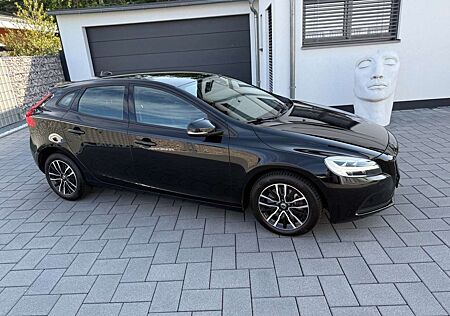 Volvo V40 Momentum