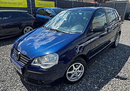 VW Polo Volkswagen Tour Edition *ALLWETTERREIFEN / TÜV NEU*