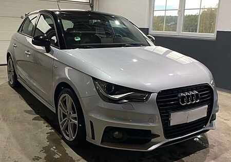 Audi A1 Sportback S line Sportpaket Navi PDC T-Leder