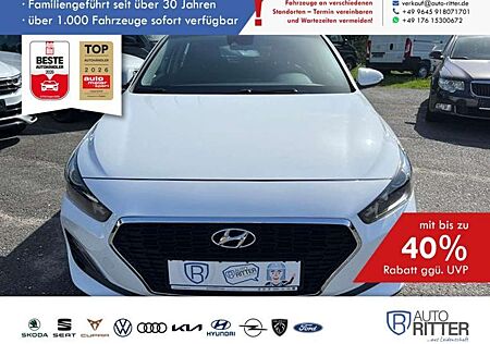 Hyundai i30 Fastback Seitenschaden AHK|EPH|SHZ