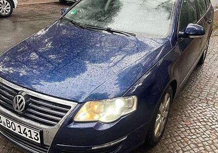 VW Passat Variant Volkswagen 2.0 TDI DPF 4Motion Comfortline