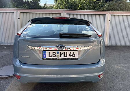 Ford Focus Fokus 125 Ps,sehr gepflegt