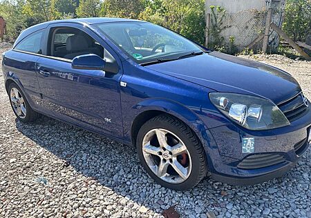 Opel Astra GTC 1.8 Edition
