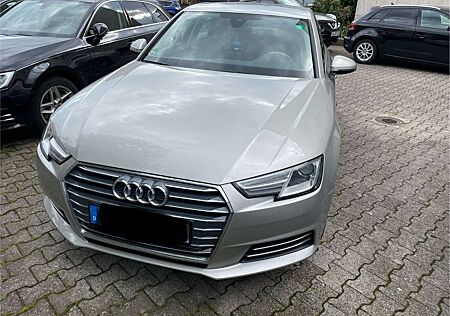 Audi A4 2.0 TDI sport