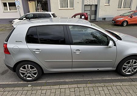 VW Golf Volkswagen Goal