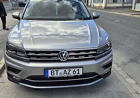 VW Tiguan Volkswagen 2.0 TDI SCR (BlueMotion Technology) DSG Highline