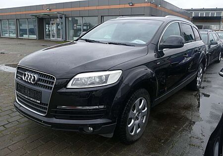 Audi Q7 3.0 TDI Quattro S-Line Xenon Leder Navi Einparkhil