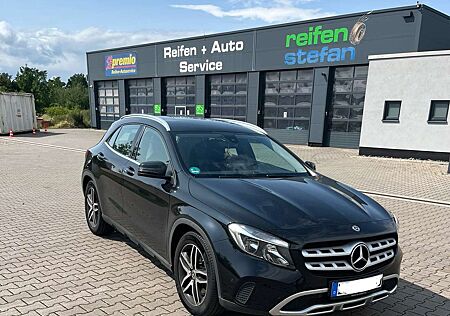 Mercedes-Benz GLA 250 Mercedes Benz