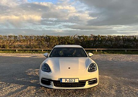 Porsche Panamera SportTurismo 4S approved Bose Naturleder AHK PDLS