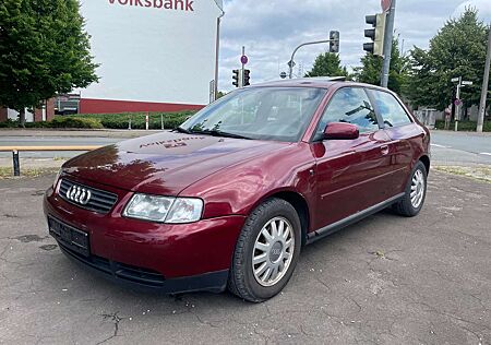 Audi A3 *STANDHEIZUNG*TEMPOMAT*SCHIEBEDACH*SHZ*PDC-HINTEN*