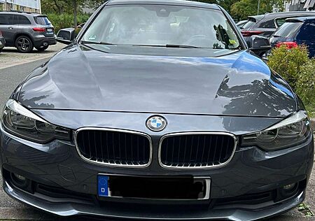 BMW 320d 320 Aut. Advantage / HEAD-UP