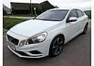 Volvo S60 R-Design Sportpaket 4xKamera AHK Xenon Service neu