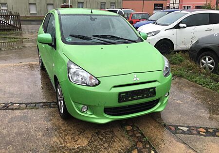 Mitsubishi Space Star Shine+