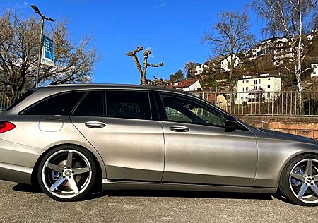 Mercedes-Benz C 300 T 9G-TRONIC Avantgarde