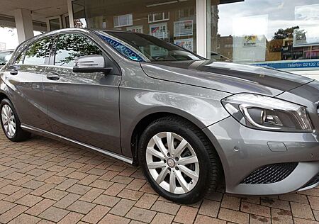 Mercedes-Benz A 180 gebraucht kaufen Mercedes-Benz A 180 A-Klasse Diesel CDI BlueEFF 7G-DCT URBAN COMAN*ILS