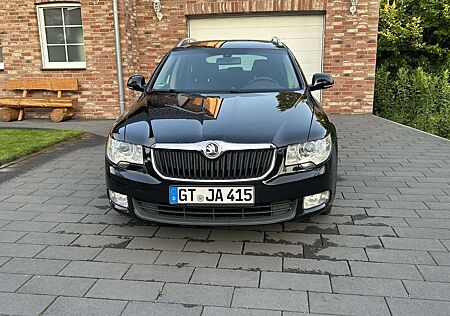 Skoda Superb Combi 2.0 TDI DSG Elegance