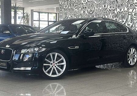 Jaguar XF Limo PORTFOLIO*AUTOM*PANO*HUD*KAM*LEDER*19-Z*