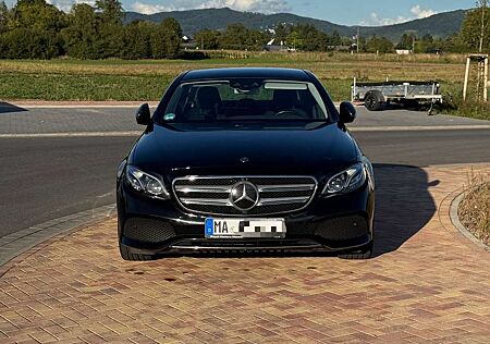 Mercedes-Benz E 350 bt Executive 258cv auto