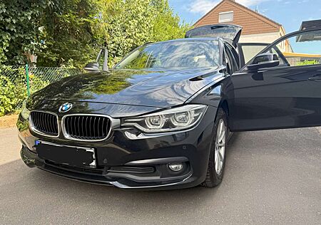 BMW 318d 318 Touring Aut. Advantage