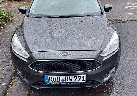 Ford Focus Business