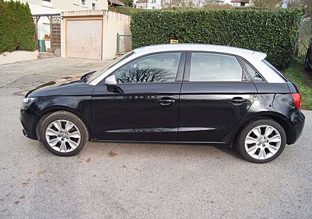 Audi A1 Sportback ambition, Steuerkette neu,1 Hand