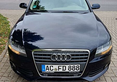 Audi A4 Avant 2.0 TDI DPF multitronic Ambition