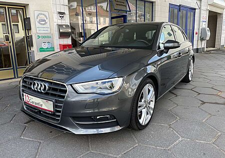 Audi A3 S line Sportpaket Plus ACC/1-Hand