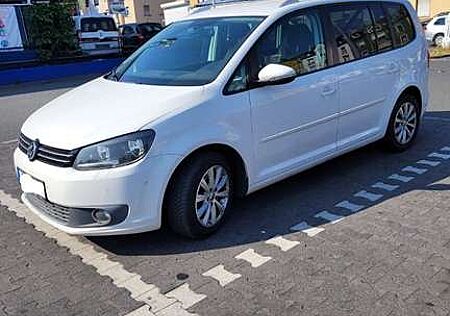 VW Touran Volkswagen Highline