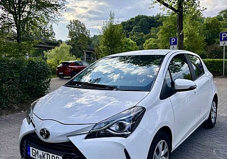 Toyota Yaris 1.0 VVT-i