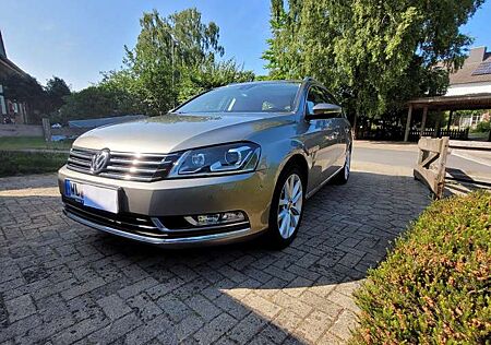 VW Passat Variant Volkswagen 2.0 Blue TDI DSG SCR Highline