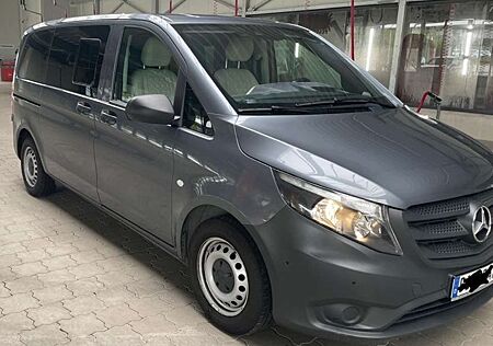 Mercedes-Benz Vito 116 CDI 4MATIC Mixto Extralang Aut.