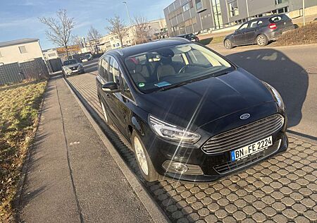 Ford S-Max 2.0 TDCi Bi-Turbo Aut. Titanium
