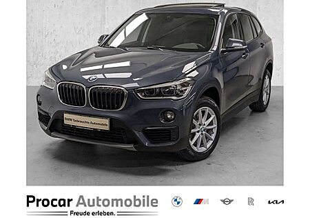 BMW X1 xDrive20d Navi LED Pano AHK DAB Lordose