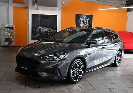 Ford Focus Turnier ST-Line LED Kamera B&O HuD