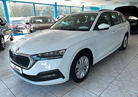 Skoda Octavia Combi Smartlink Navi AHK Klima LED