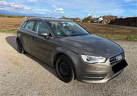 Audi A3 1.4 TFSI Ambiente Sportback Top Zustand