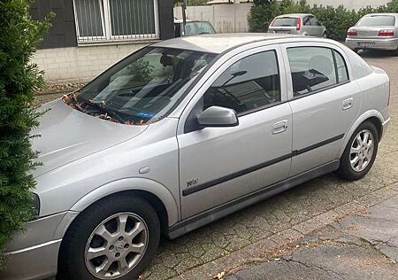 Opel Astra 1.6