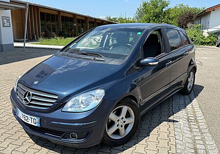 Mercedes-Benz B 200 CDI (245.208)