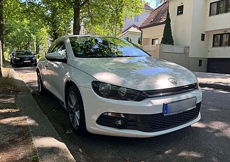 VW Scirocco Volkswagen 2.0 TSI DSG