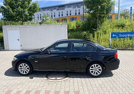 BMW 318i 318 E90 - 2010