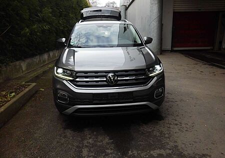 VW T-Cross Volkswagen Volkswagen T-Cross1.5TSI Style DSG LED-Scheinw.AHK