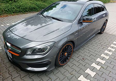 Mercedes-Benz CLA 45 AMG 4Matic Orange Art Edition (117.952)