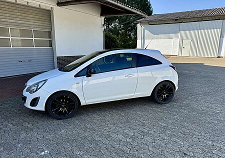 Opel Corsa 1.4 16V Color Edition