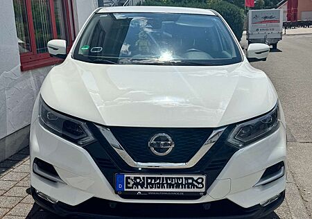 Nissan Qashqai 1.3 DIG-T DCT N-CONNECTA