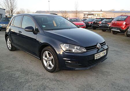 VW Golf Volkswagen VII Lim. Cup*Klima*SHZ*PDC*AHK*Keyless*Alu