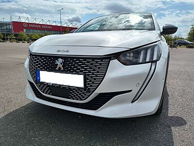 Peugeot e-208 208 Elektromotor 136 GT Pack