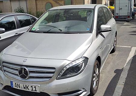 Mercedes-Benz B 180 (246.242)