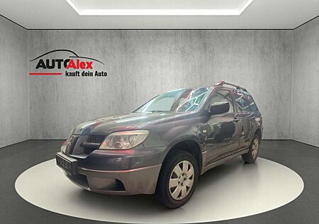 Mitsubishi Outlander 2.0 4WD Invite