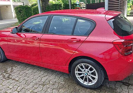 BMW 116 unfallfrei, SHZ, PDC vorne+hinten