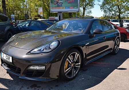 Porsche Panamera 4 S